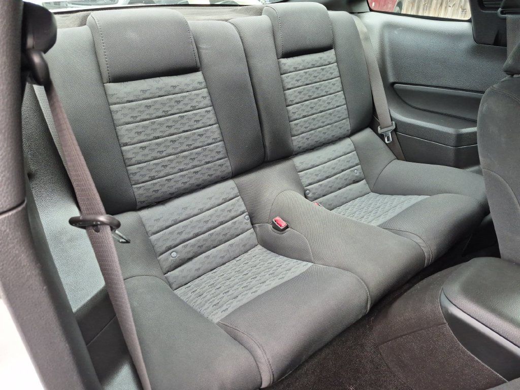 Used 2007 Ford Mustang GT Premium RWD image 35