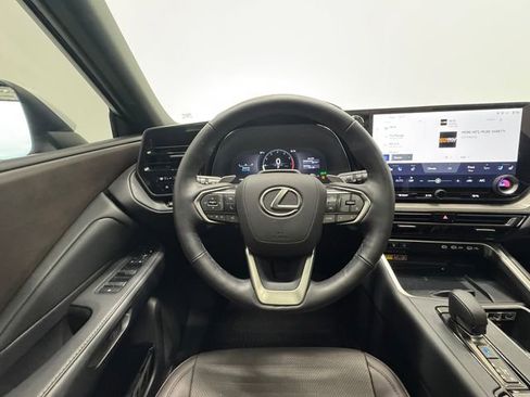 Used 2025 Lexus TX 350 AWD image 21