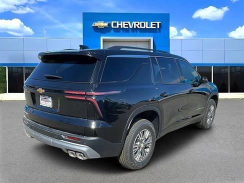 New 2026 Chevrolet Traverse LT w/ LPO, Floor Liner Package FWD image 3