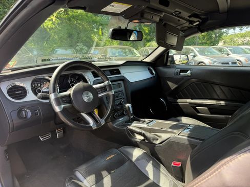 Used 2014 Ford Mustang Premium RWD image 10
