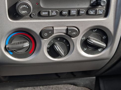 Used 2009 Chevrolet Colorado LT AWD/4WD image 25