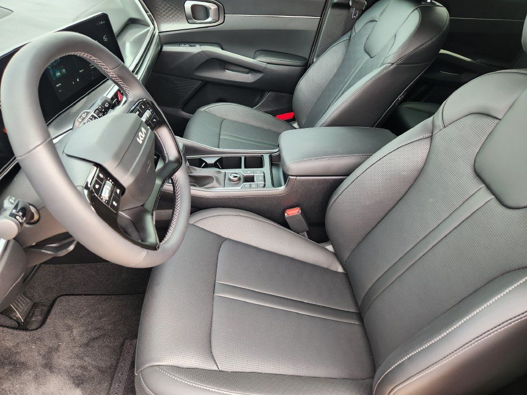 New 2026 Kia Sorento S FWD image 9