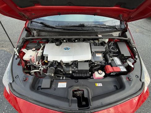 Used 2020 Toyota Prius Prime Limited image 12