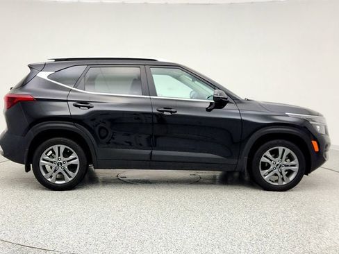 Used 2021 Kia Seltos S image 4