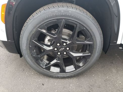 New 2026 Chevrolet Traverse RS image 25