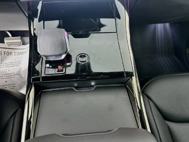New 2027 Land Rover Range Rover Sport Dynamic SE AWD/4WD image 18