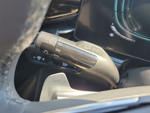 New 2026 Kia Niro EX image 28