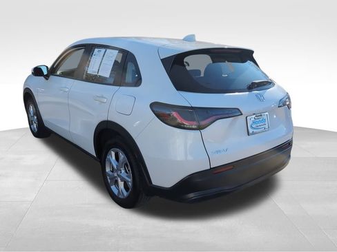 Used 2025 Honda HR-V LX image 4