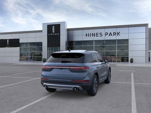 New 2026 Lincoln Corsair Premiere image 8