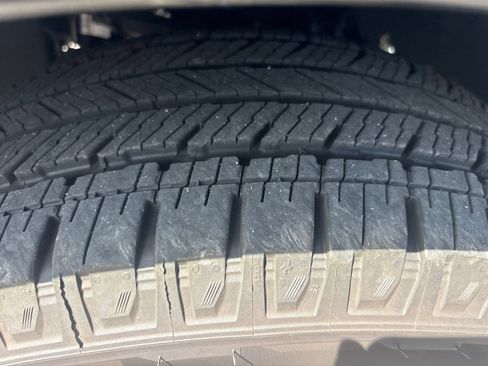 Used 2025 Ford Expedition King Ranch AWD/4WD image 12