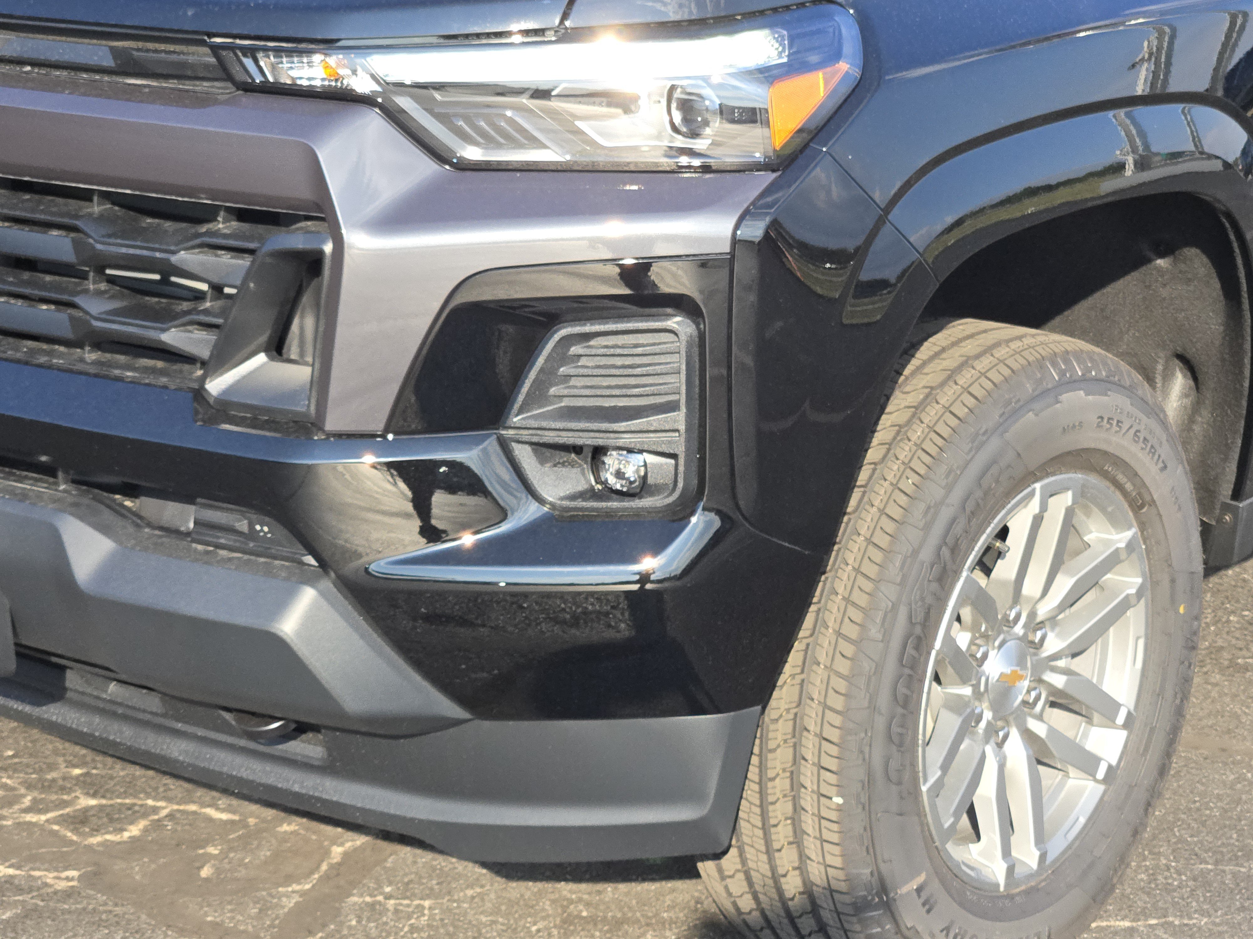 New 2026 Chevrolet Colorado LT w/ LT Convenience Package AWD/4WD image 6