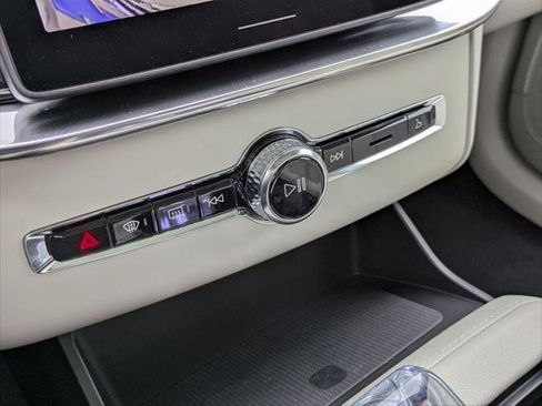 New 2026 Volvo XC90 T8 Ultra image 10