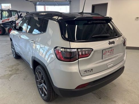 New 2026 Jeep Compass Limited image 5