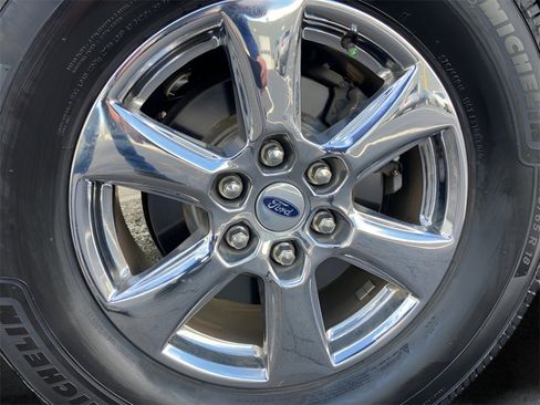 Used 2019 Ford F150 Lariat image 10