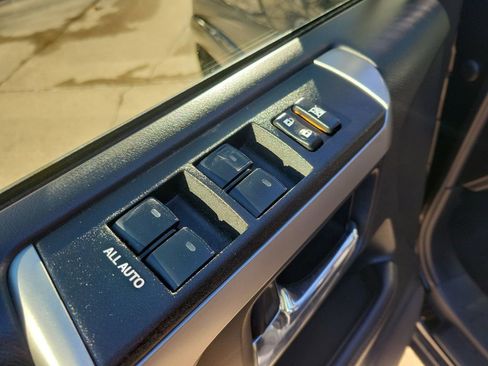 Used 2024 Toyota 4Runner SR5 image 12