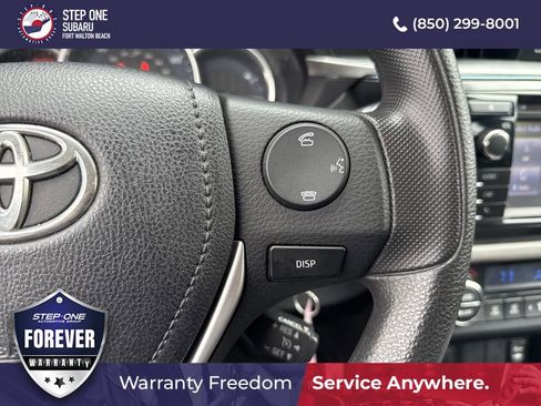 Used 2015 Toyota Corolla LE image 23