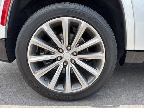 Used 2022 Jeep Grand Wagoneer Series II w/ Convenience Group III image 14