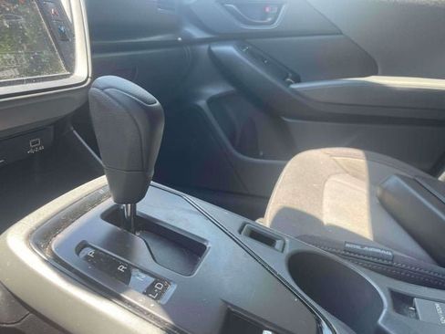 Used 2024 Subaru Crosstrek 2.0i AWD/4WD image 30