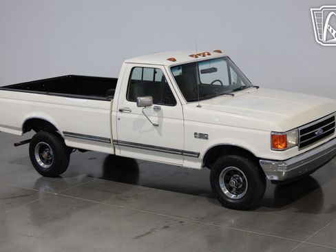 Used 1990 Ford F150 4x4 Regular Cab image 6