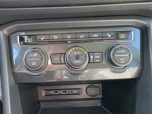 Used 2019 Volkswagen Tiguan SE AWD/4WD image 25