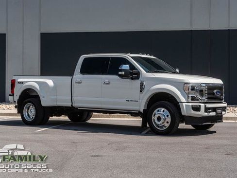 Used 2021 Ford F450 Platinum w/ Snow Plow Prep Package AWD/4WD image 12