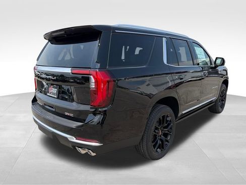 New 2026 GMC Yukon Denali w/ Denali Reserve Package AWD/4WD image 7