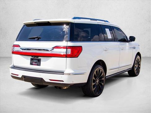 Used 2020 Lincoln Navigator Reserve AWD/4WD image 5