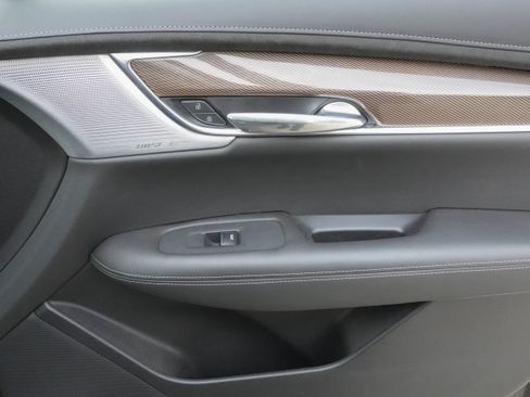 Used 2023 Cadillac XT6 Sport w/ Platinum Package image 24