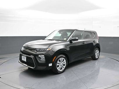 Used 2022 Kia Soul LX
