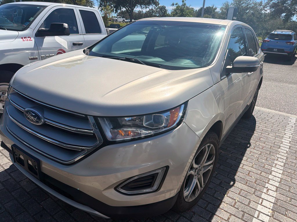 Used 2018 Ford Edge Titanium AWD/4WD image 2