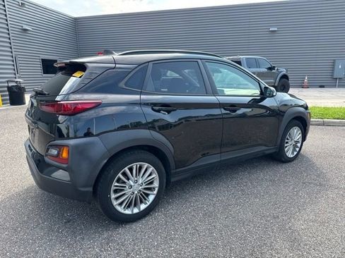 Used 2021 Hyundai Kona SEL FWD image 5