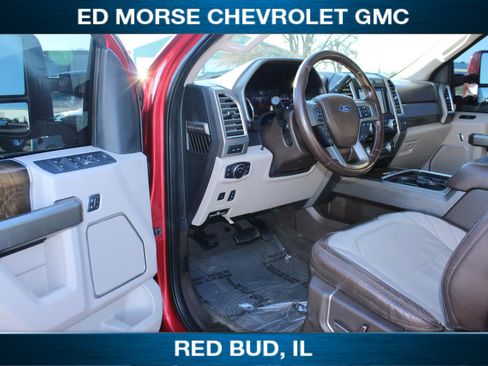 Used 2018 Ford F450 Limited image 6