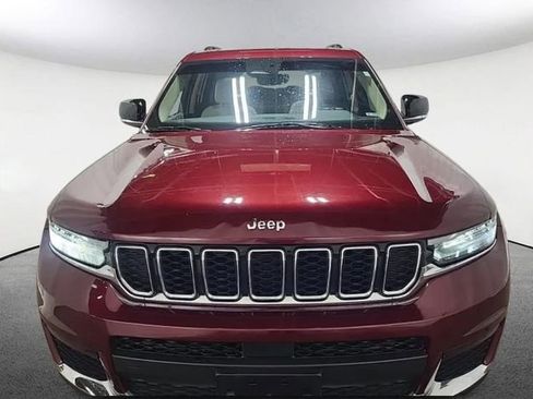 Used 2022 Jeep Grand Cherokee L Limited image 2