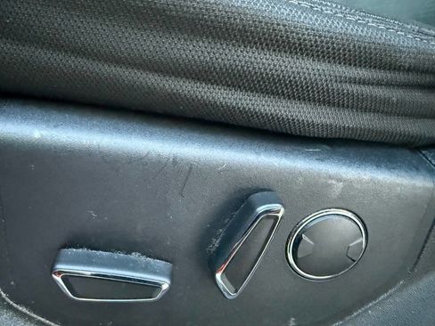 Used 2016 Ford F150 XLT w/ Equipment Group 302A Luxury image 16