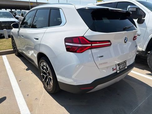 Used 2025 BMW X3 xDrive30i w/ Premium Package AWD/4WD image 3