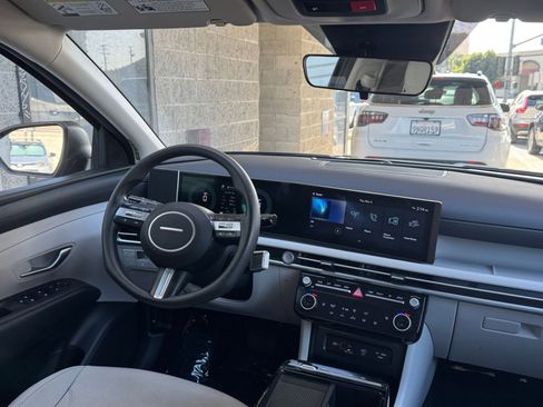 Used 2025 Hyundai Tucson Blue image 34