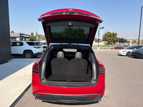 Used 2022 Tesla Model X AWD/4WD image 8