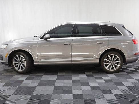Used 2017 Audi Q7 3.0T Prestige w/ Prestige Package image 4