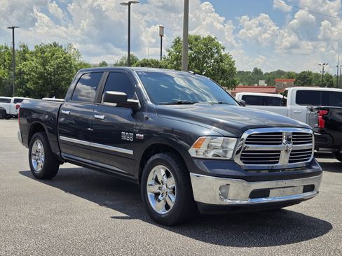 Used 2016 RAM 1500 Big Horn RWD image 6