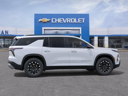 New 2027 Chevrolet Traverse Z71 w/ Driver Confidence Package AWD/4WD image 5