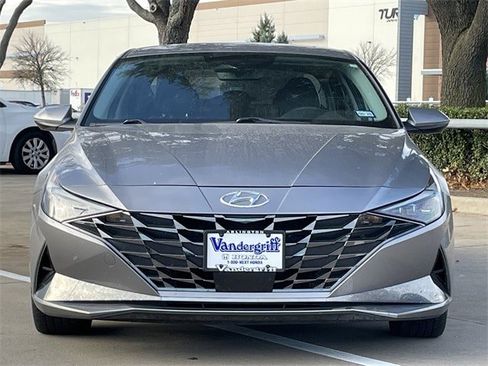 Used 2021 Hyundai Elantra Limited w/ Cargo Package image 7