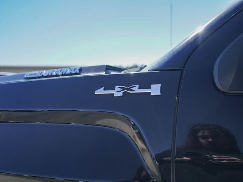 Used 2017 GMC Sierra 3500 SLT w/ Duramax Plus Package image 33