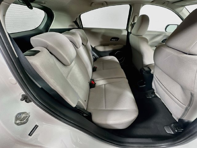 Used 2018 Honda HR-V EX image 27