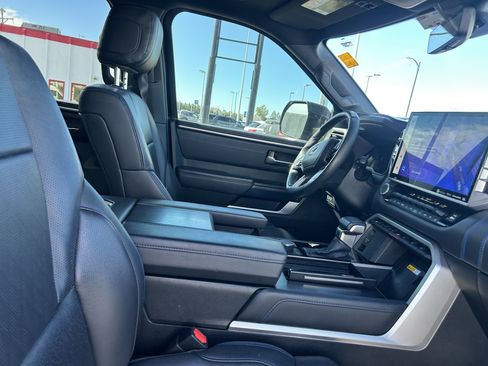 Used 2024 Toyota Sequoia Platinum AWD/4WD image 13