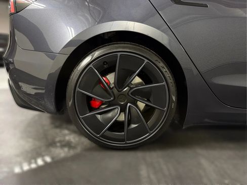 Used 2024 Tesla Model 3 Performance AWD/4WD image 18
