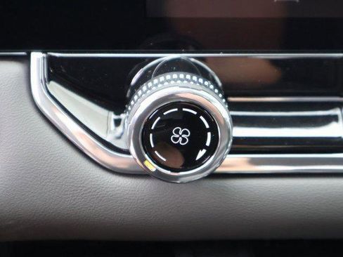 New 2026 GMC Canyon Elevation image 28