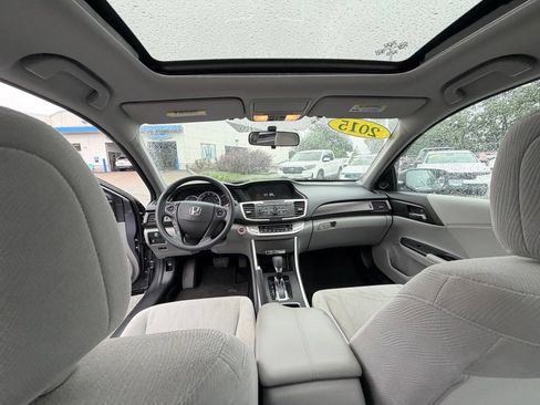 Used 2015 Honda Accord EX image 22