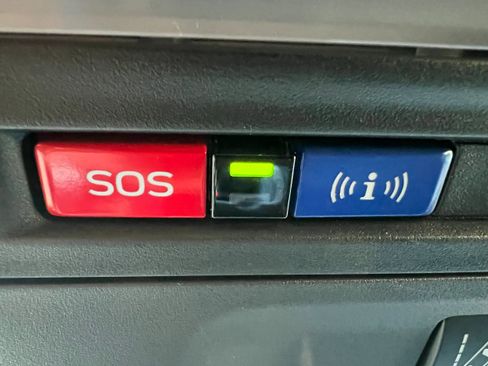 Used 2022 Subaru Crosstrek 2.5i Limited w/ Moonroof Package 2 image 20