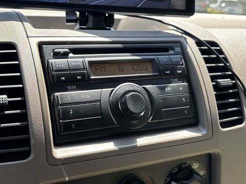 Used 2008 Nissan Frontier SE w/ SE Value Truck Pkg AWD/4WD image 14