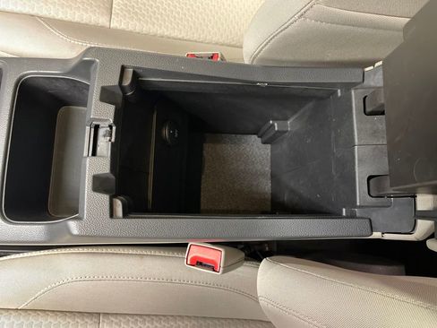 Used 2017 Ford Escape SE image 14